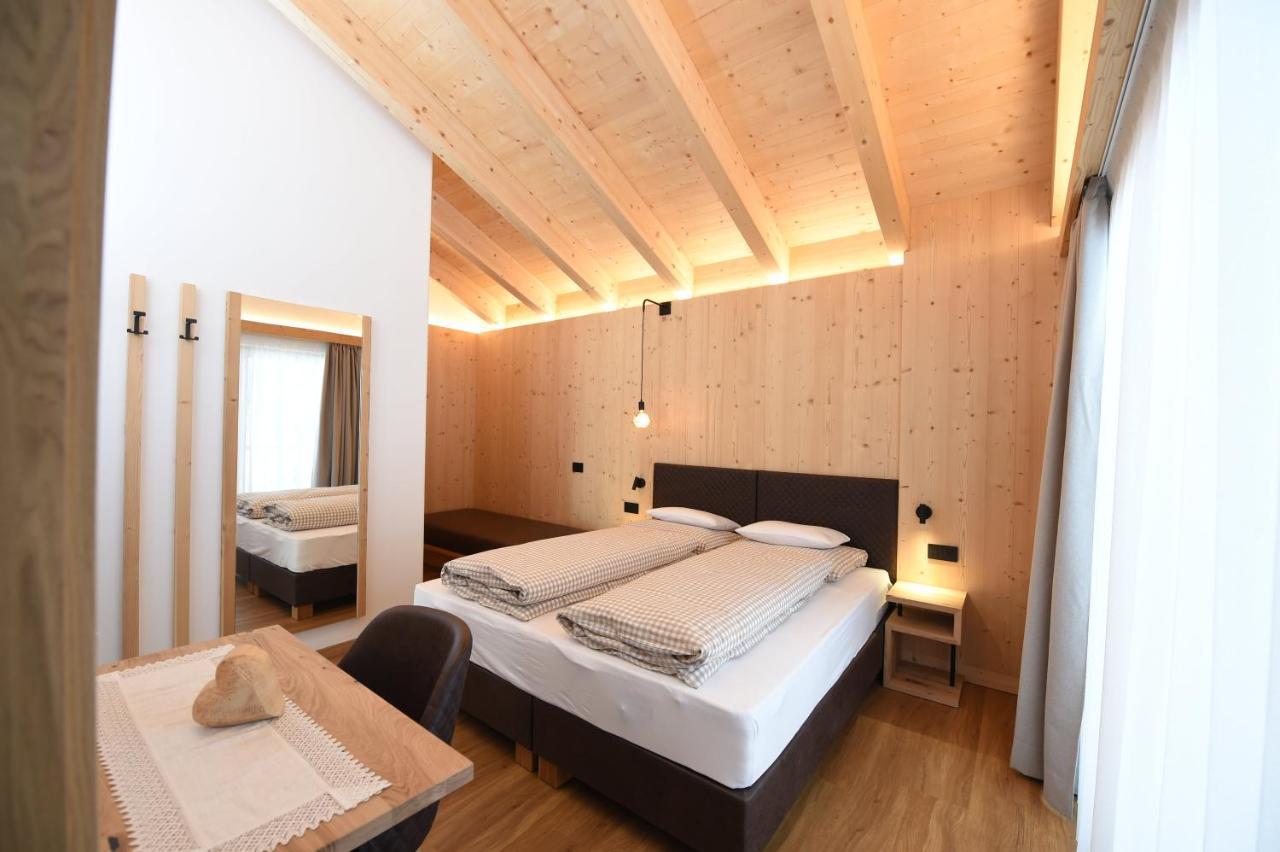 Les Ciases Chalets Dolomites San Vigilio Di Marebbe Exterior photo